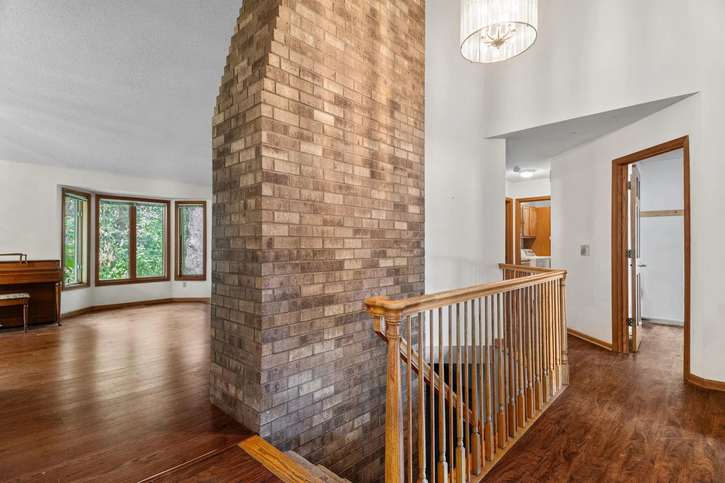 4512 Williston Road, Minnetonka, MN 55345