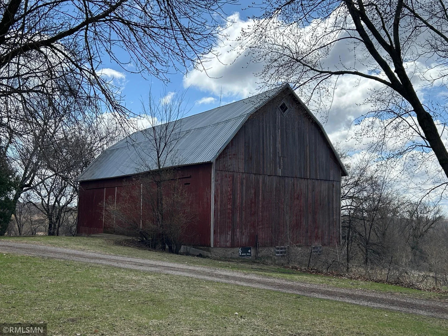 5450 Town Hall Drive, Greenfield, MN 55357