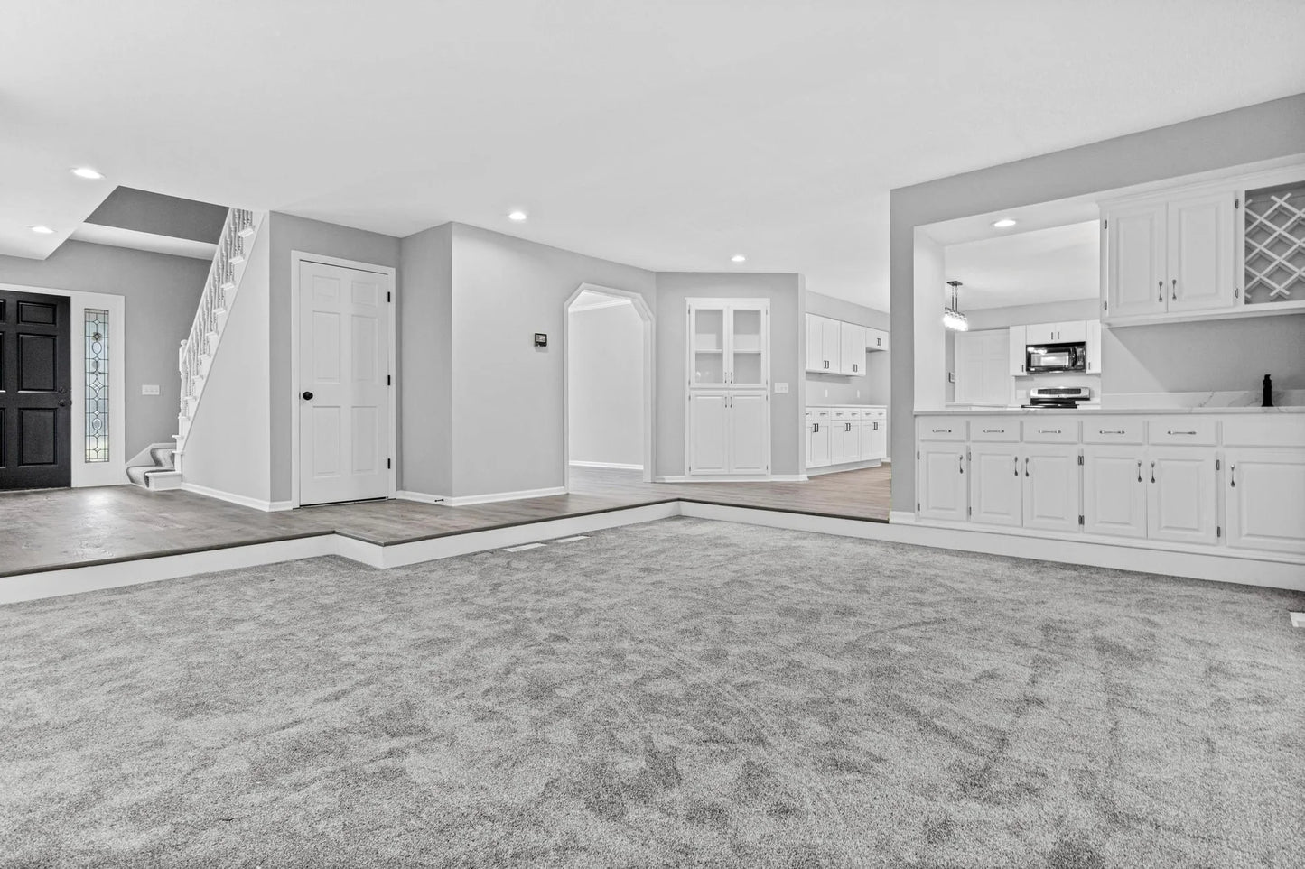 515 Marnie Street, Maplewood, MN 55119