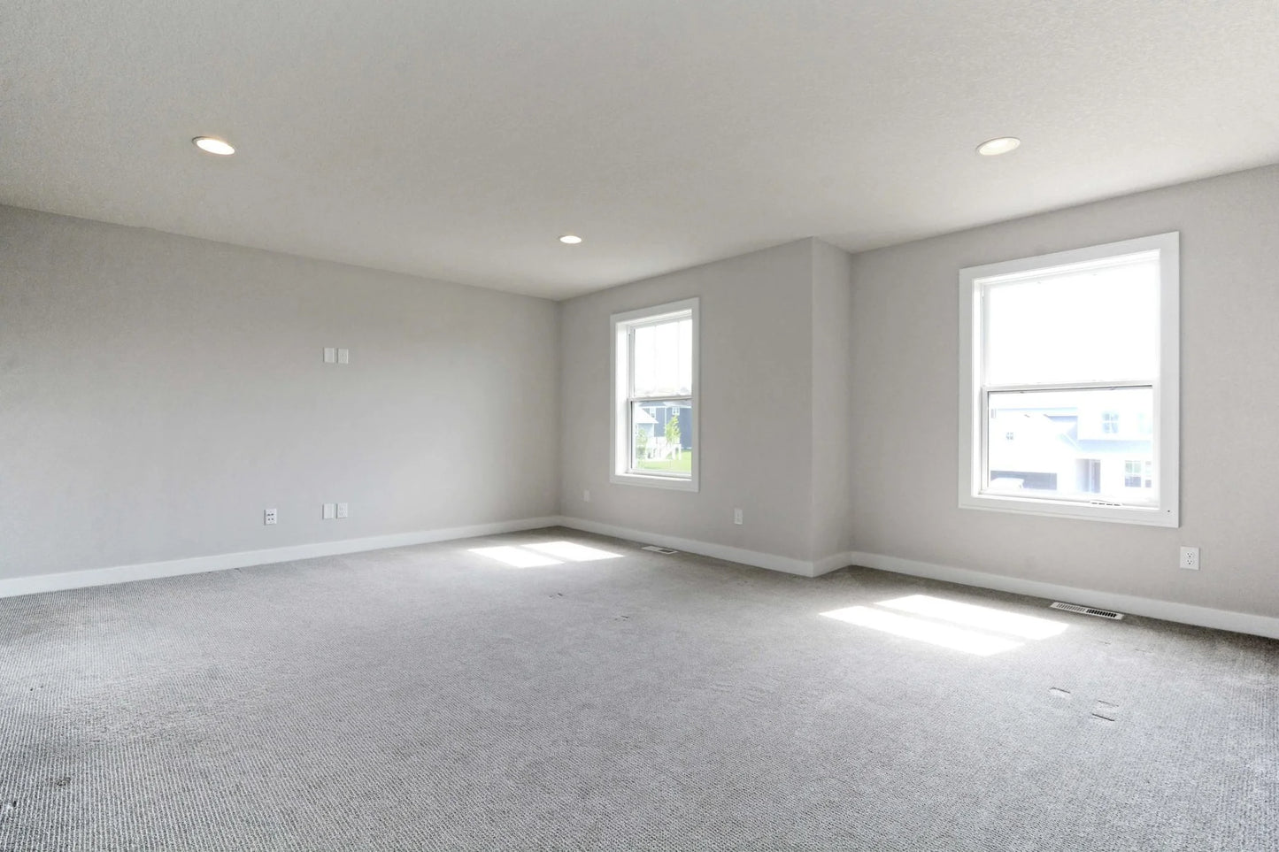 5120 Coronado Drive, Woodbury, MN 55129