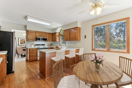 439 Ridge Lane, Chaska, MN 55318