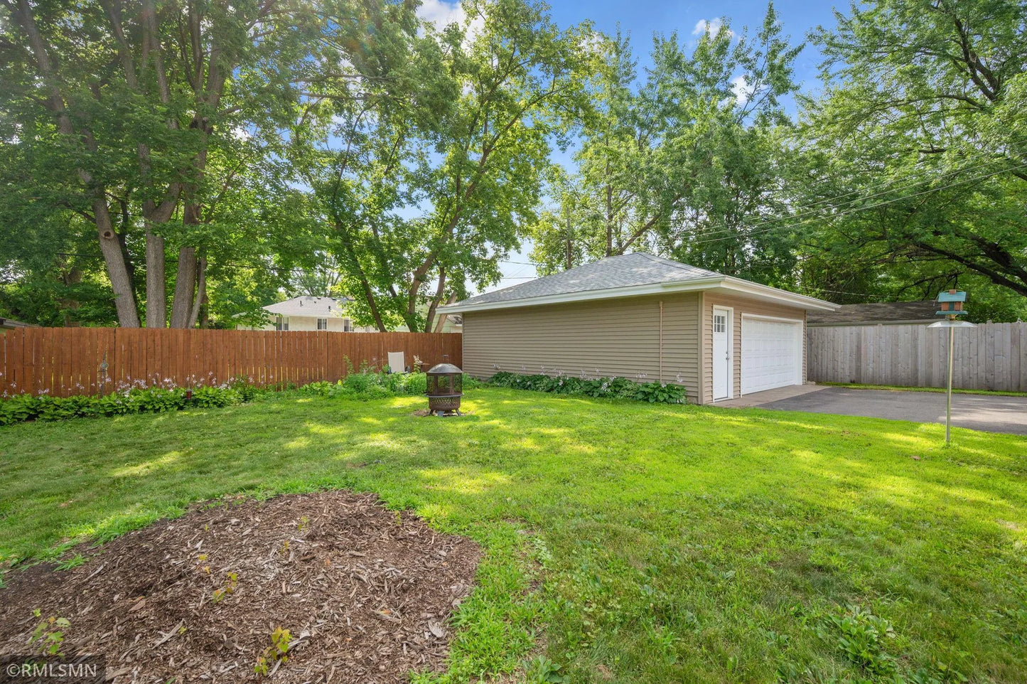 5114 Florida Avenue, Crystal, MN 55428