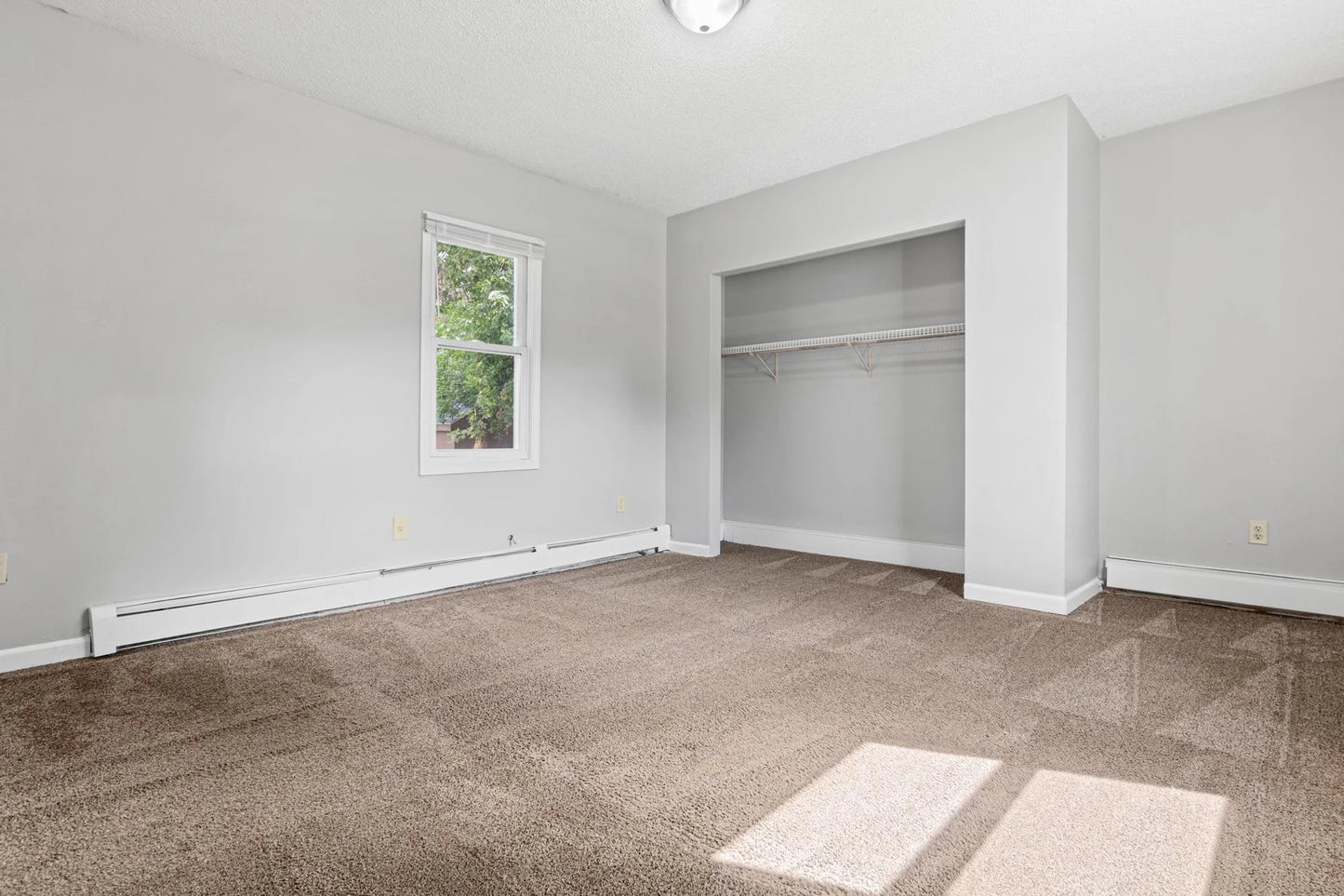511 Van Buren Avenue, Saint Paul, MN 55103