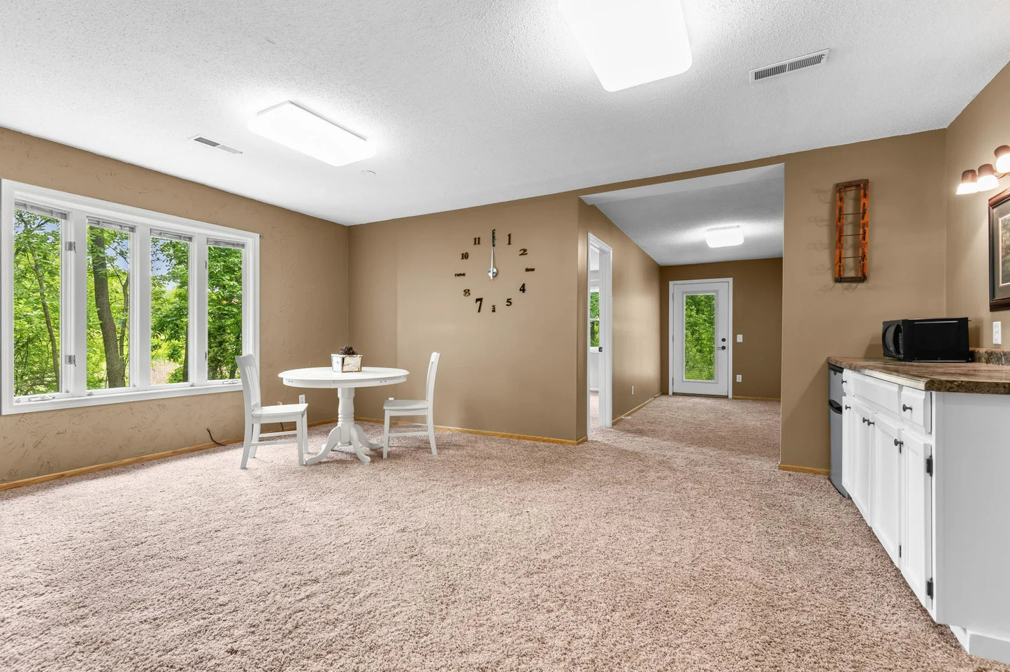 6140 Chaska Road, Shorewood, MN 55331
