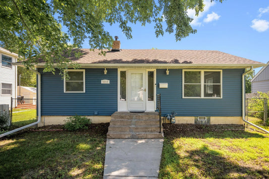 5312 Irving Avenue, Brooklyn Center, MN 55430