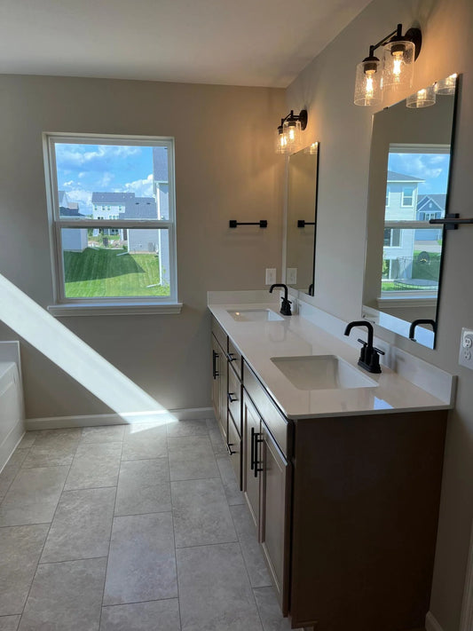 10374 Mcgregor Boulevard, Woodbury, MN 55129
