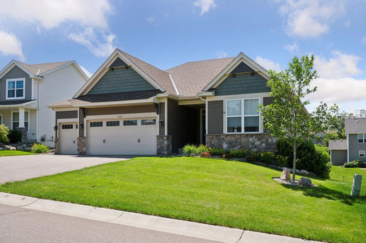5743 Meridian Way, Prior Lake, MN 55372