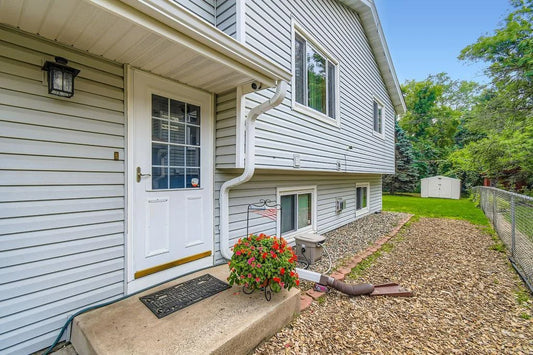 5117 Angeline Avenue, Crystal, MN 55429