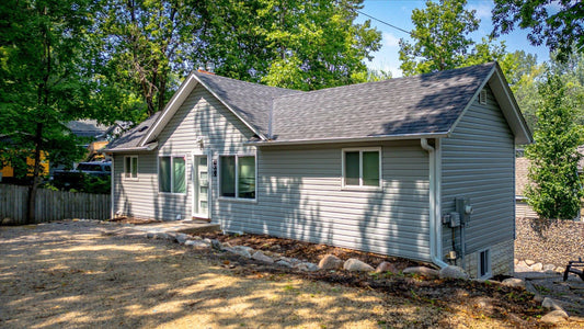 4518 Manchester Road, Mound, MN 55364