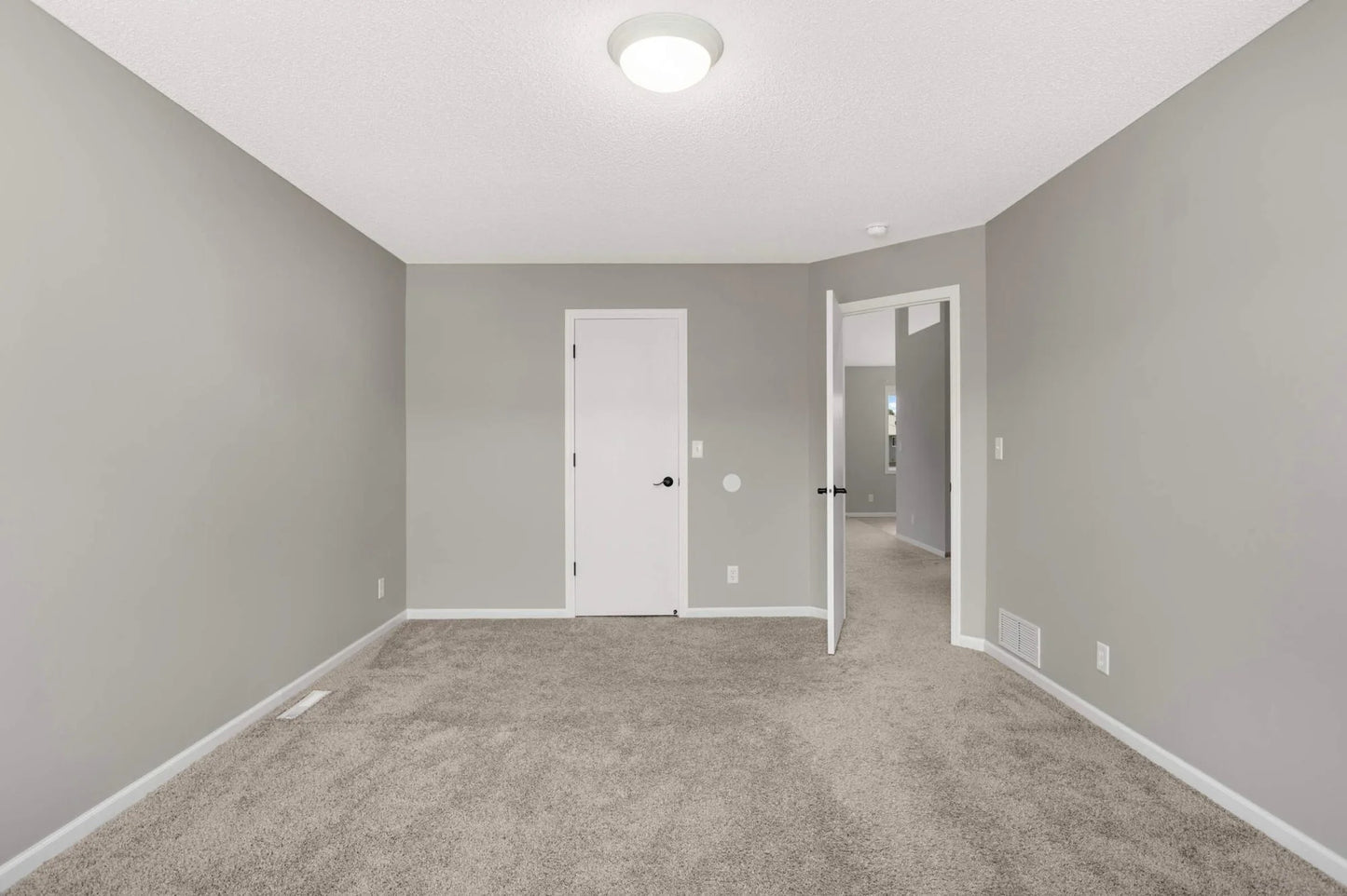 48 Arbor Lane, Farmington, MN 55024