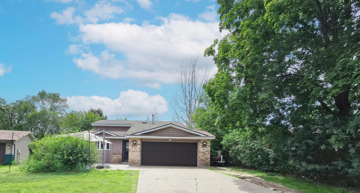 5225 Xenia Avenue, Crystal, MN 55429