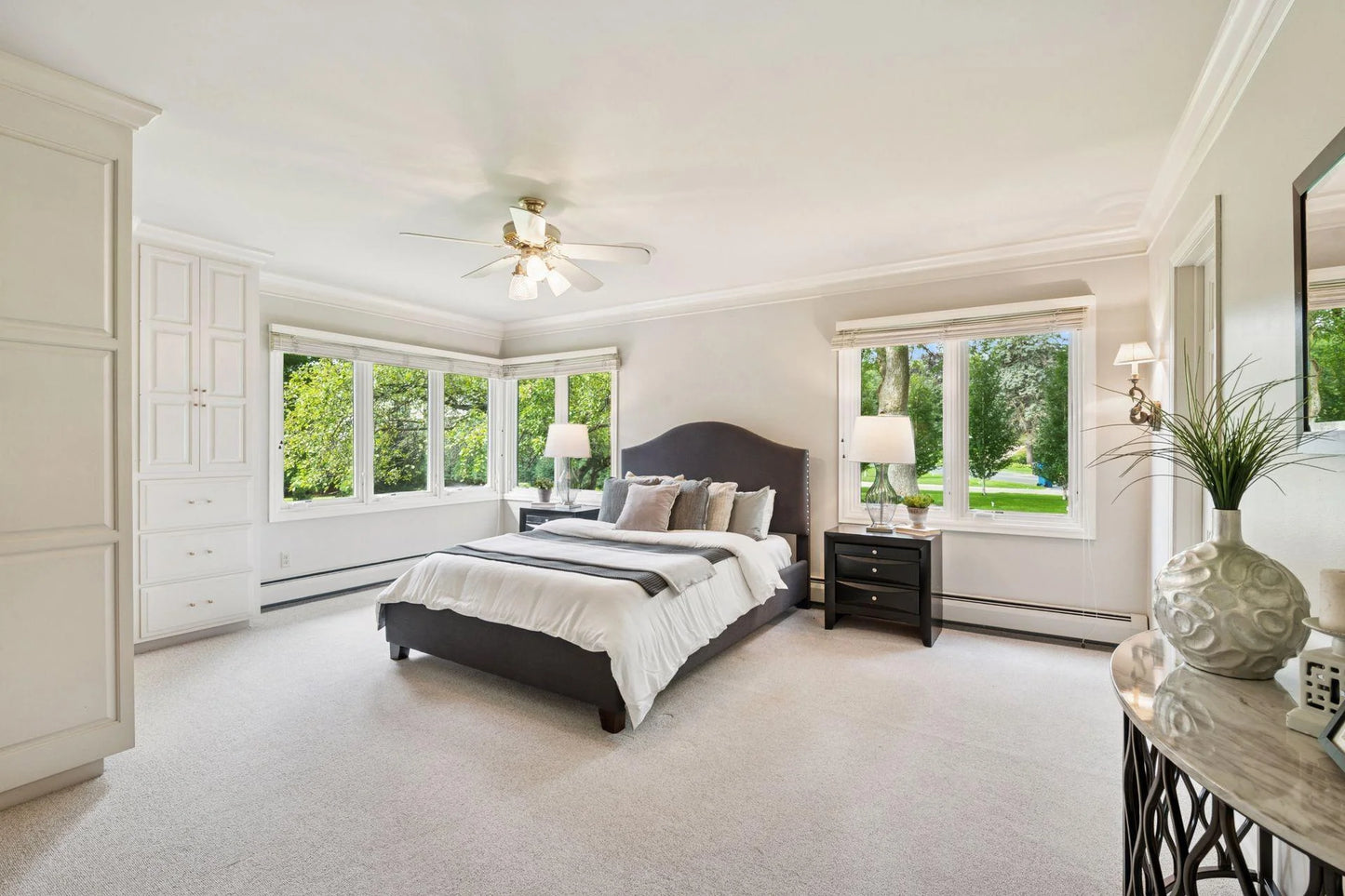 4801 Woodhill Way, Edina, MN 55424