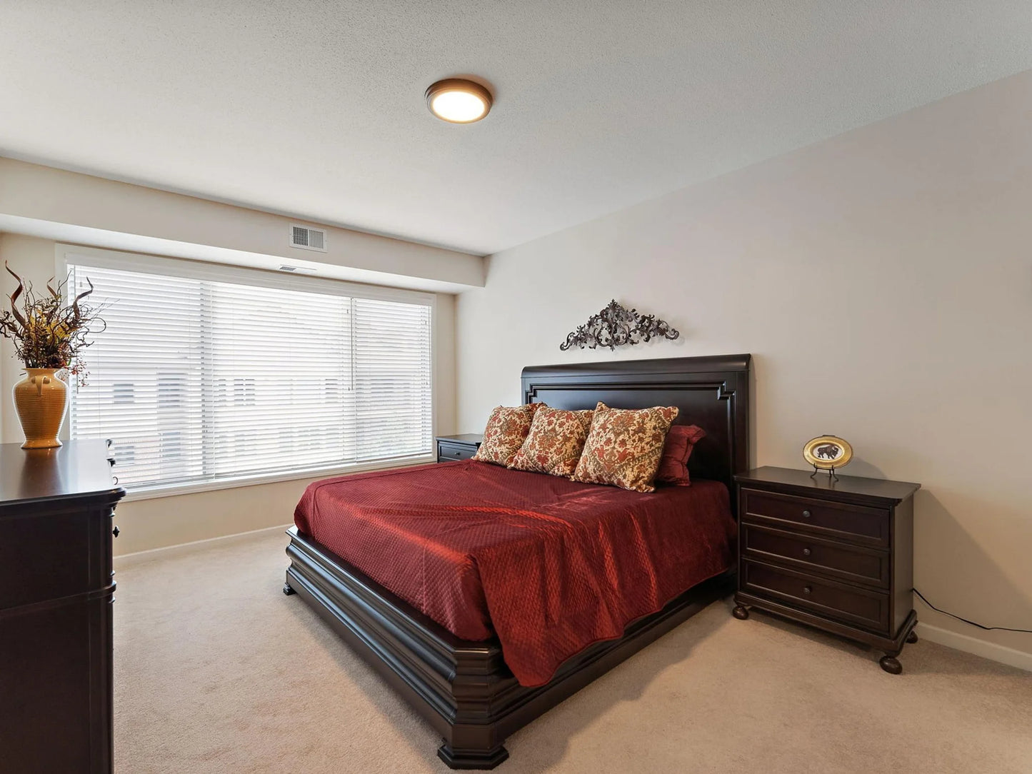5250 Grandview Square, Edina, MN 55436