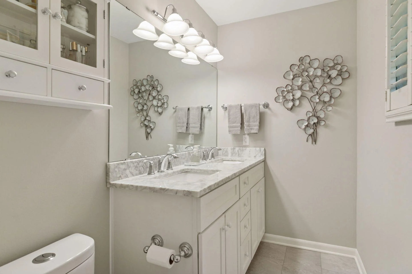 5246 Division Avenue, White Bear Twp, MN 55110