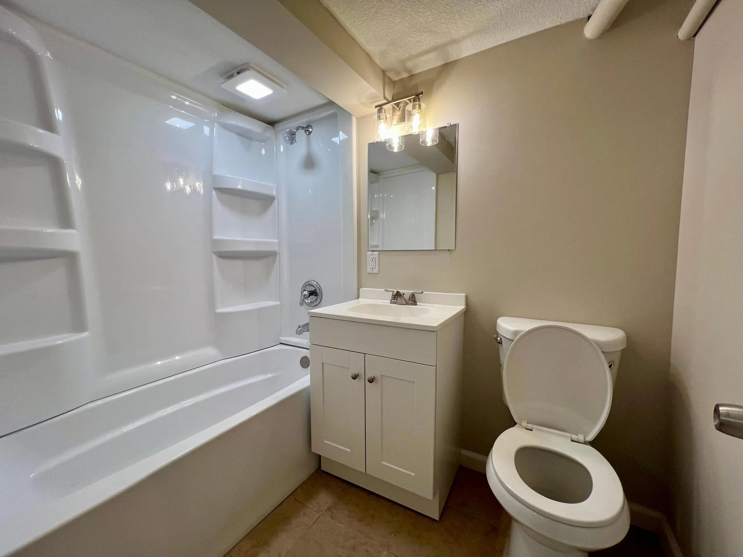 5400 Sailor Lane, Brooklyn Center, MN 55429