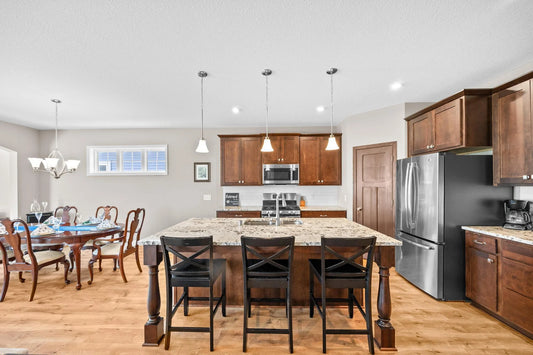 1045 Roselyn Drive, Victoria, MN 55386