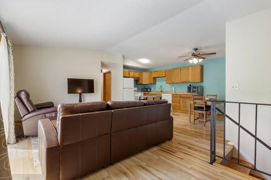 4488 Cinnamon Ridge Trail, Eagan, MN 55122