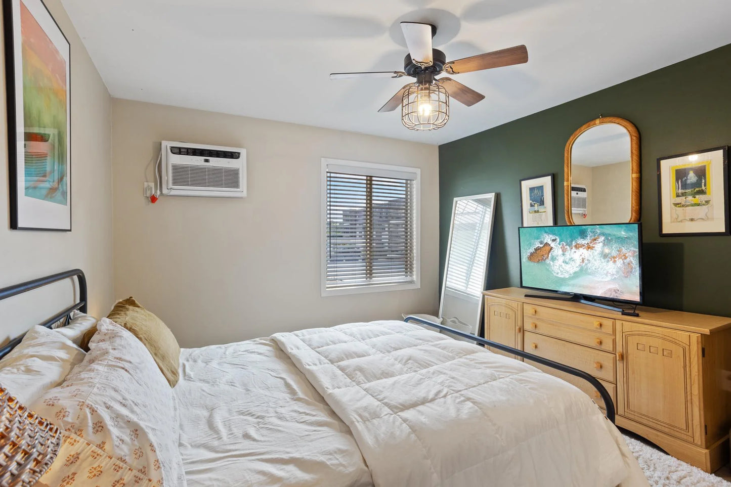 4820 Park Commons Drive, Saint Louis Park, MN 55416