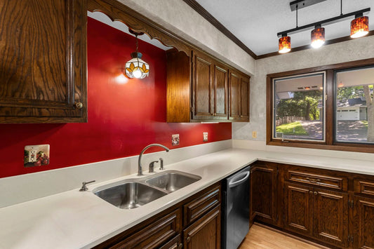 5400 Malibu Drive, Edina, MN 55436