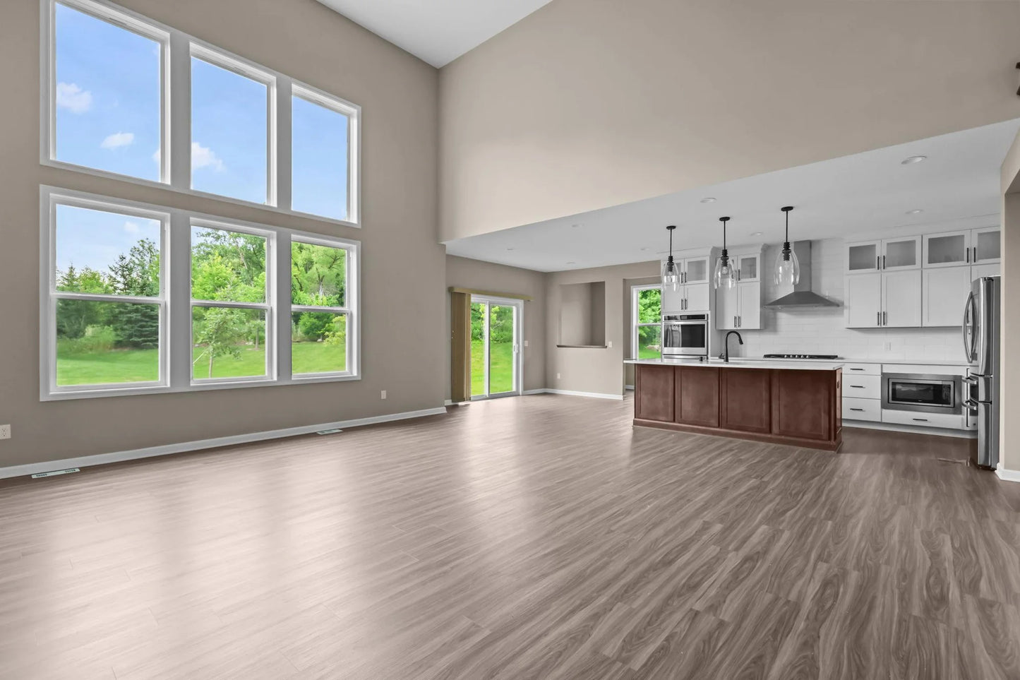 5390 Everest Lane, Plymouth, MN 55446