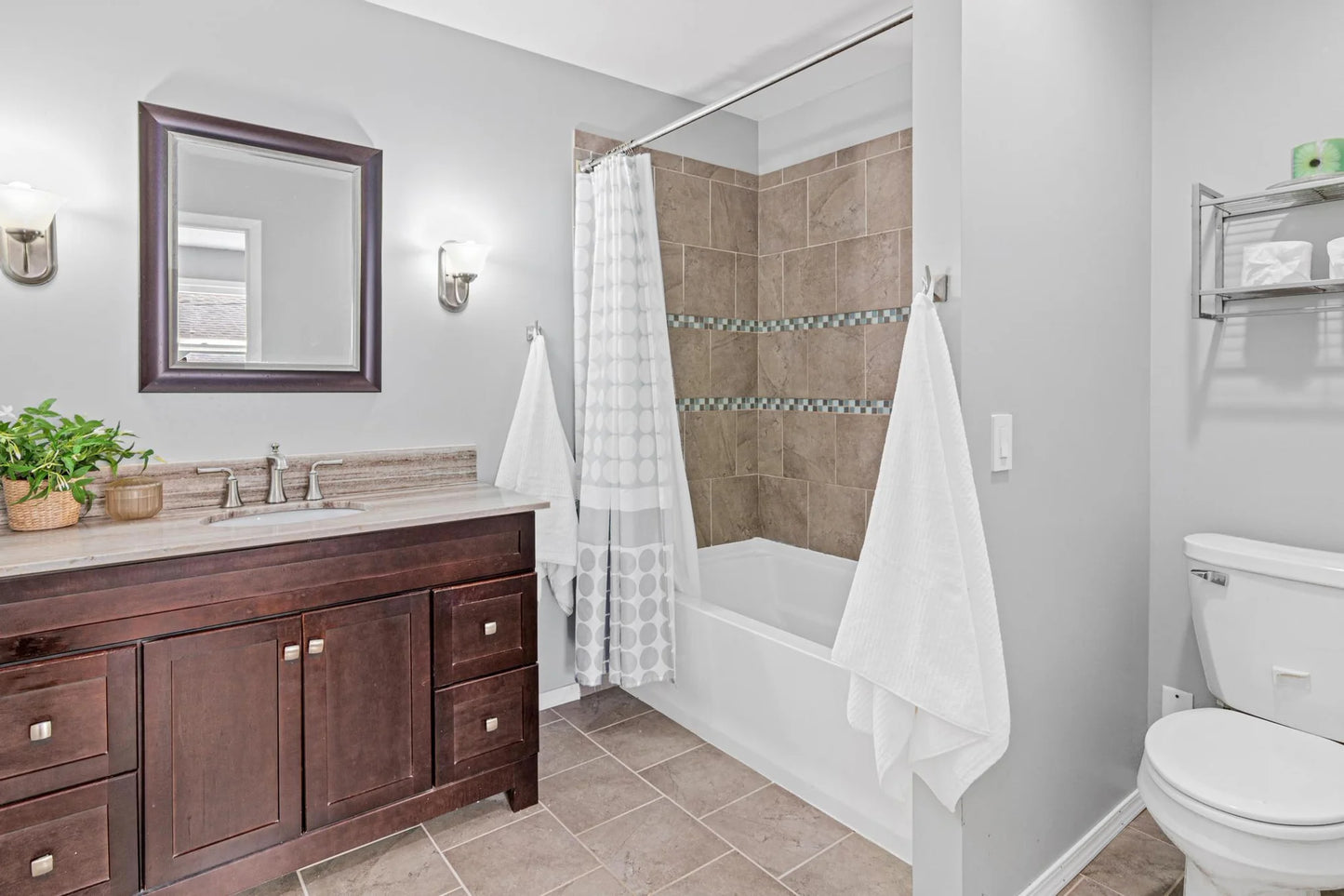 10249 Clinton Avenue, Bloomington, MN 55420