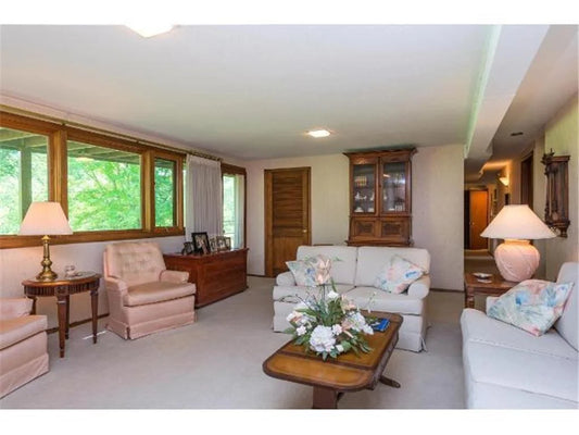5157 Abercrombie Drive, Edina, MN 55439