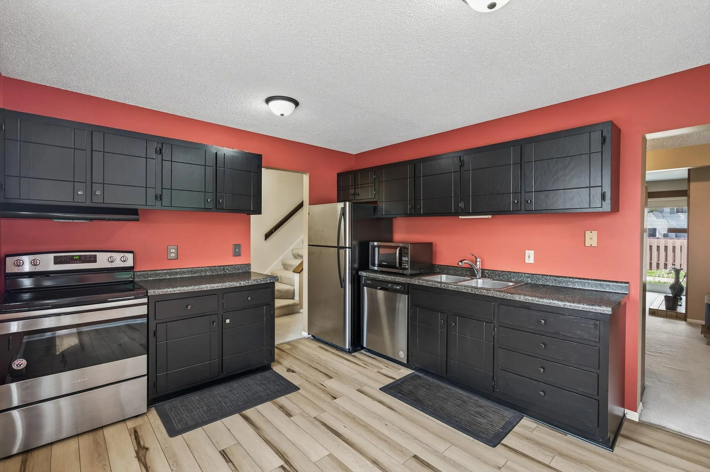 2365 Dorland Lane, Maplewood, MN 55119