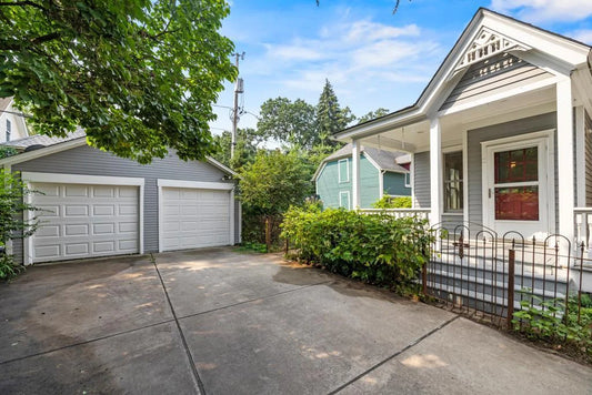 520 Holly Avenue, Saint Paul, MN 55102