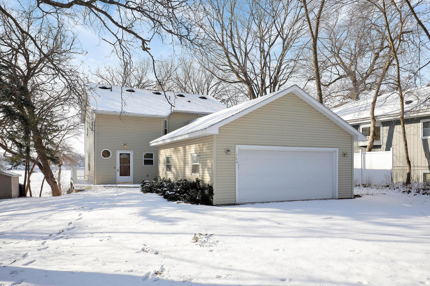 1749 Wildhurst Lane, Mound, MN 55364