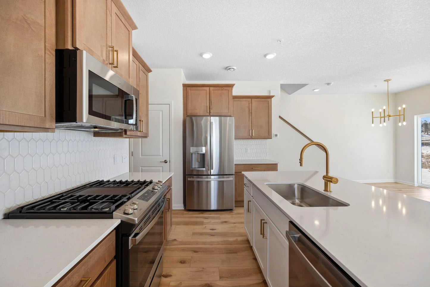 10322 Birchwood Circle, Victoria, MN 55318