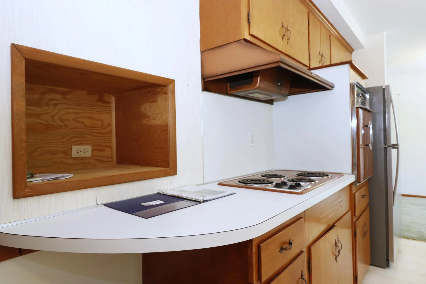 5043 Overlook Circle, Bloomington, MN 55437