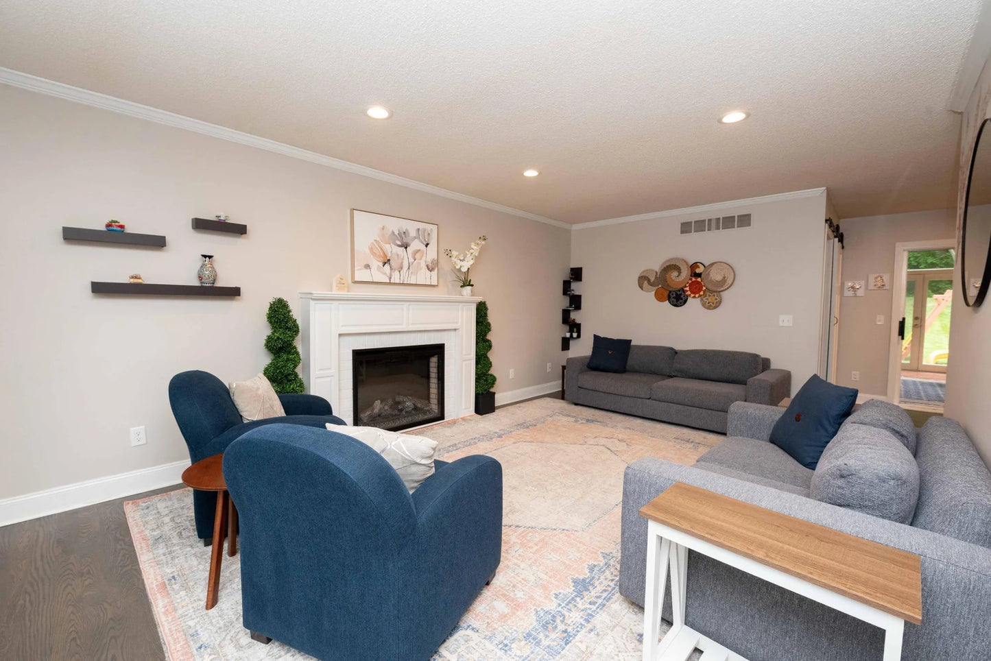4810 Juneau Lane, Plymouth, MN 55446