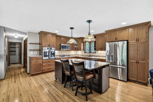 441 Walnut Lane, Apple Valley, MN 55124