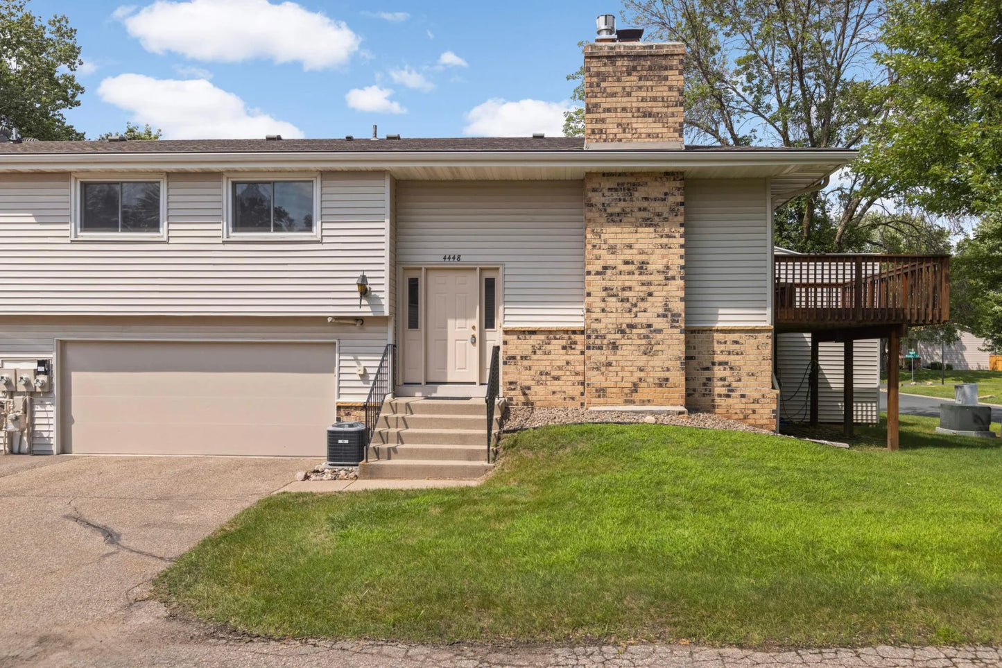 4448 Woodgate Point, Eagan, MN 55122