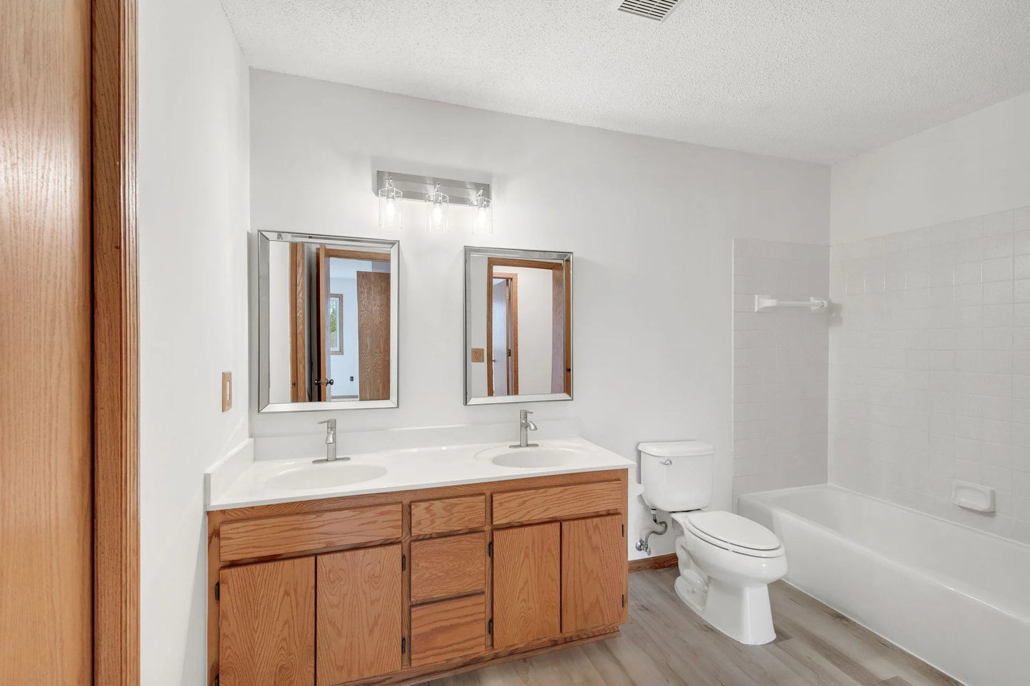 1130 Aston Place, Burnsville, MN 55337