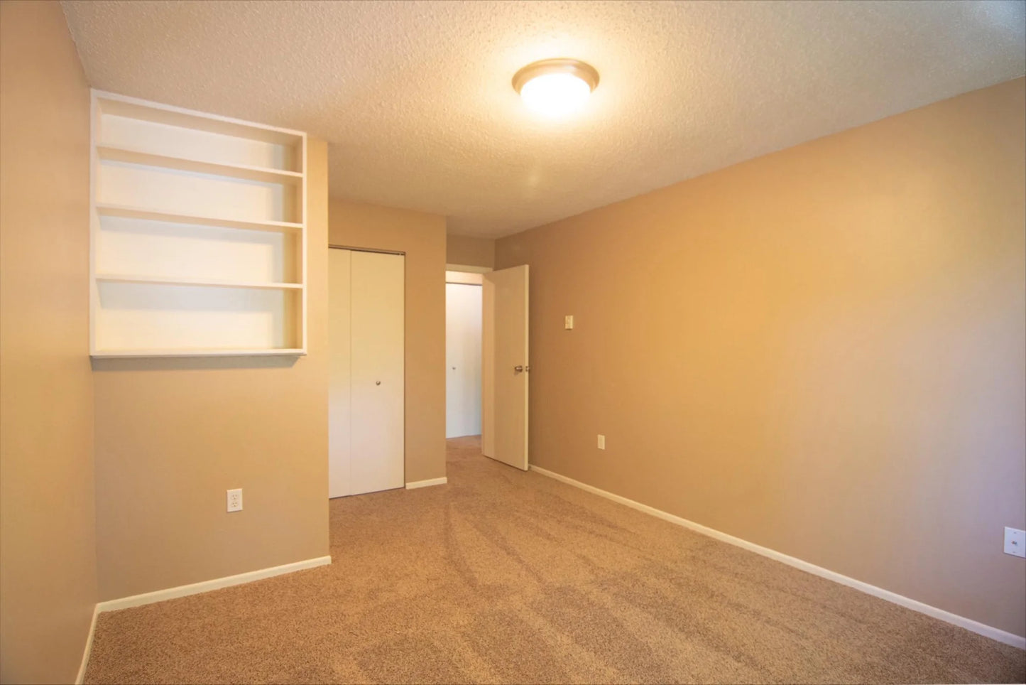 710 Village Road, Chanhassen, MN 55317