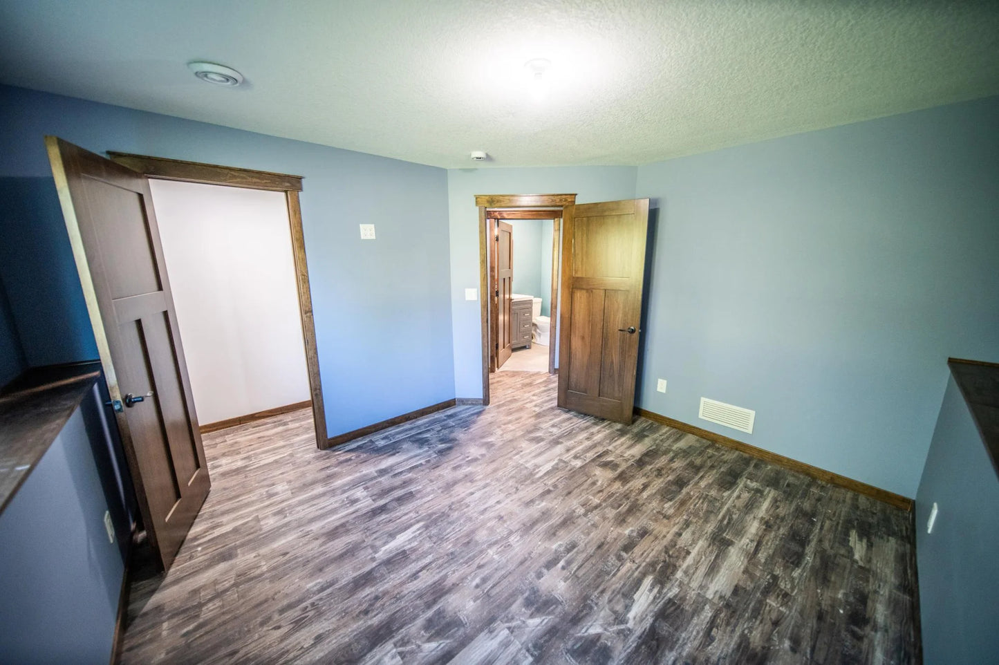 426 Creek Avenue , Delano, MN 55328