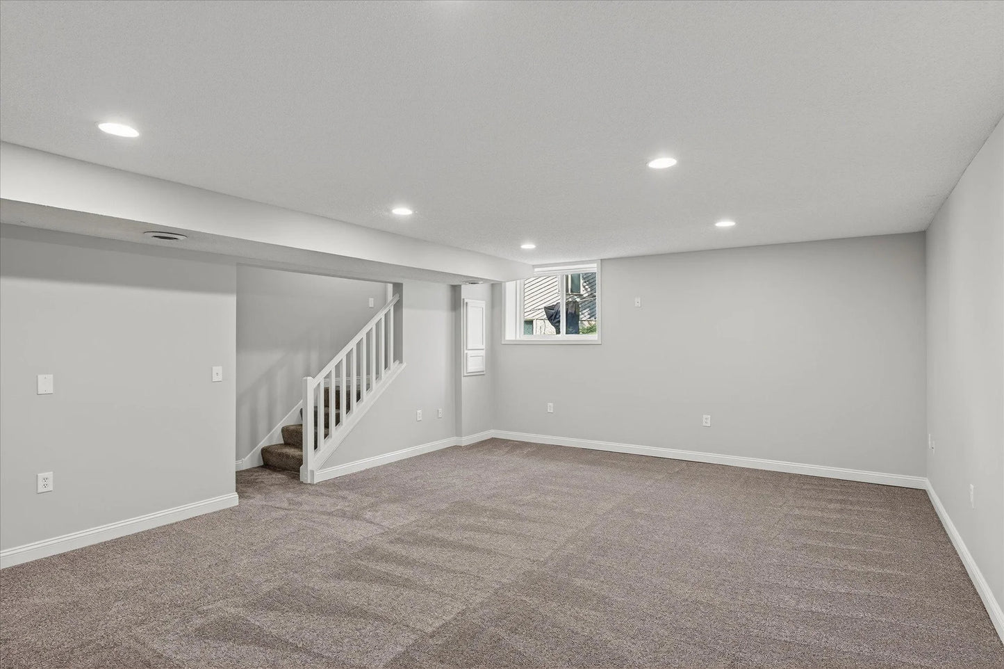 5392 Old Shakopee Circle, Bloomington, MN 55437