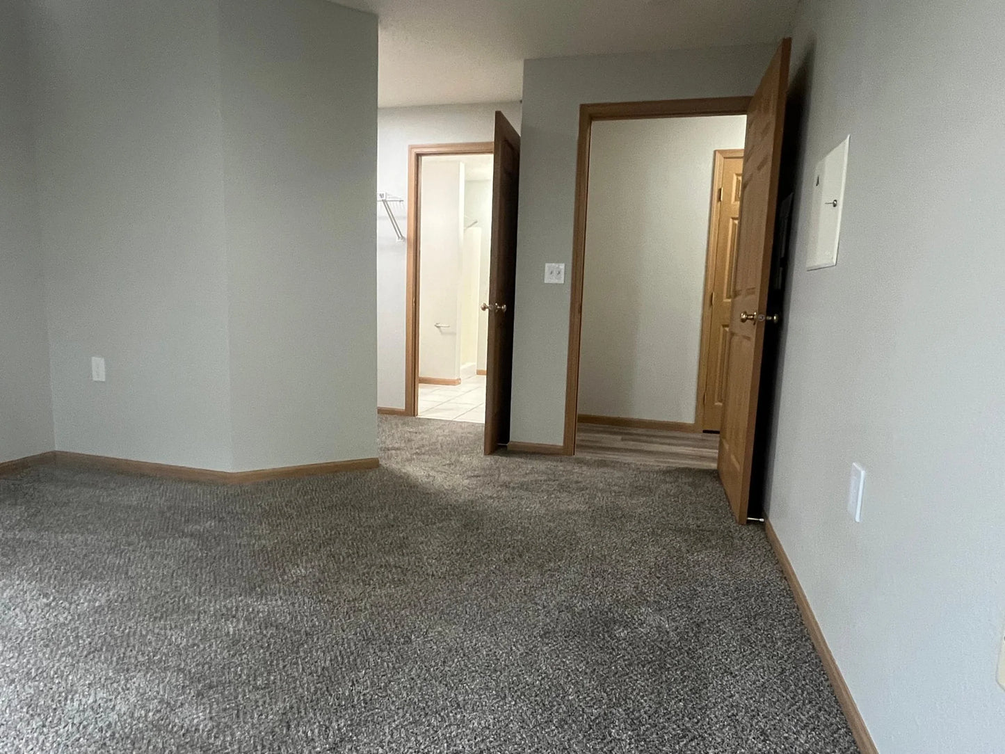 1321 Lake Drive, Chanhassen, MN 55317