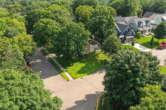 607 Gardner Street, Wayzata, MN 55391