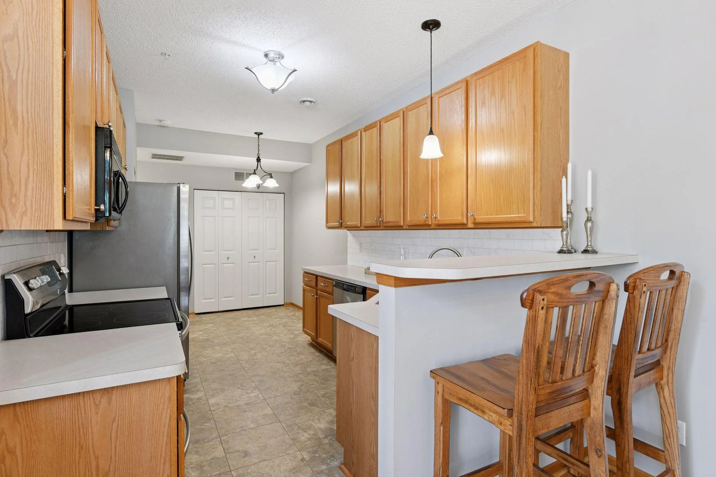 5075 Holly Lane, Plymouth, MN 55446