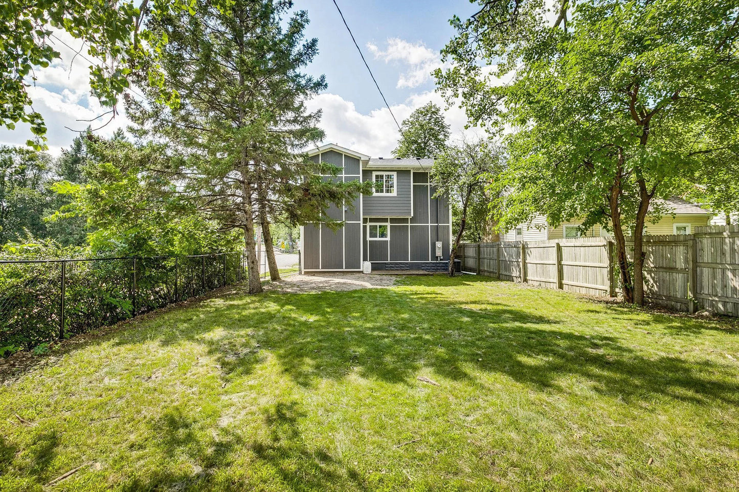 4502 Colfax Avenue, Minneapolis, MN 55412