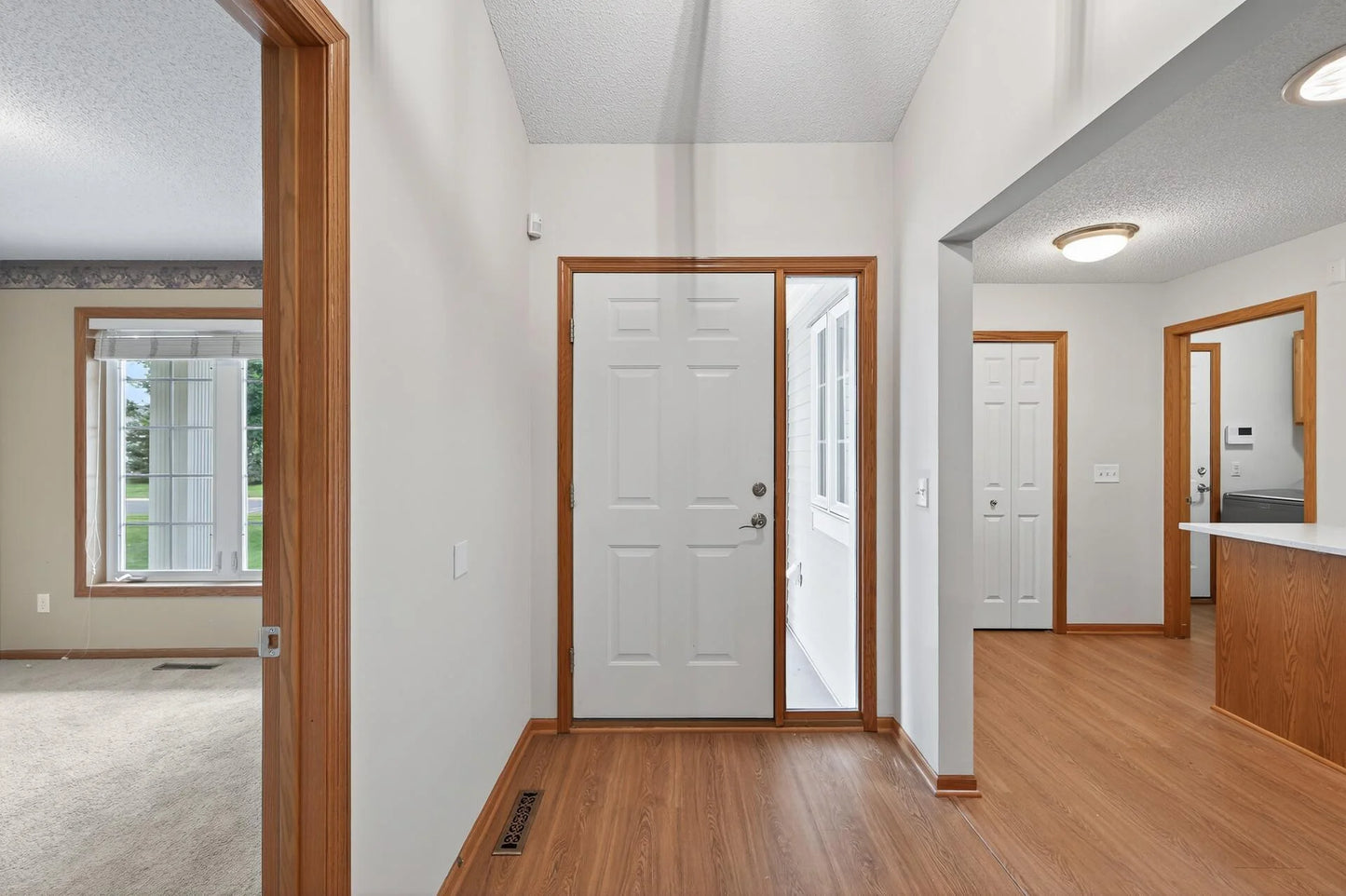 5215 Deerfield Lane, Prior Lake, MN 55372