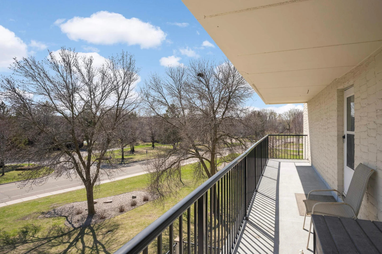 10501 Cedar Lake Rd , Minnetonka, MN 55305