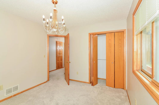 5203 Kings Crossing North , Brooklyn Park, MN 55443