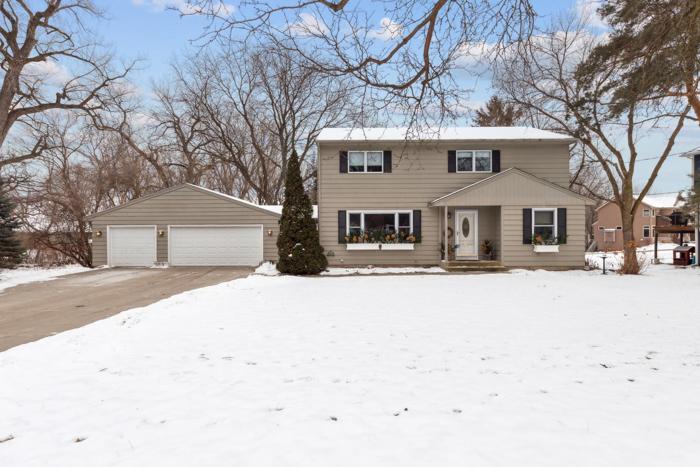 12491 Sunnybrook Road, Eden Prairie, MN 55347