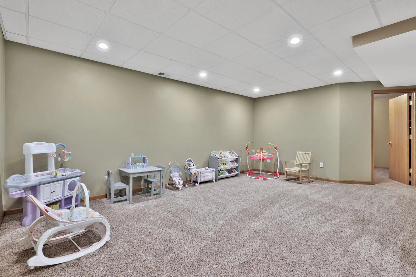 4616 Marigold Avenue, Brooklyn Park, MN 55443