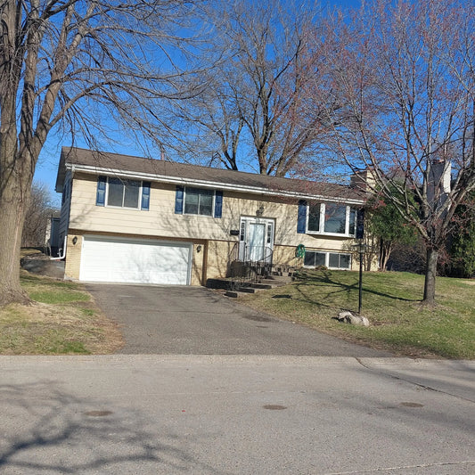 6325 Halifax Avenue, Edina, MN 55424