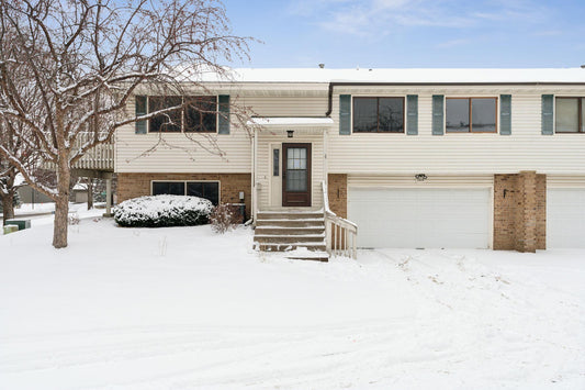 11828 Vintage Street, Coon Rapids, MN 55433