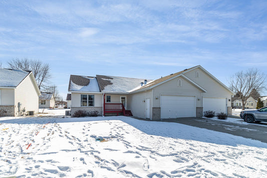 605 Butler Drive, Belle Plaine, MN 56011